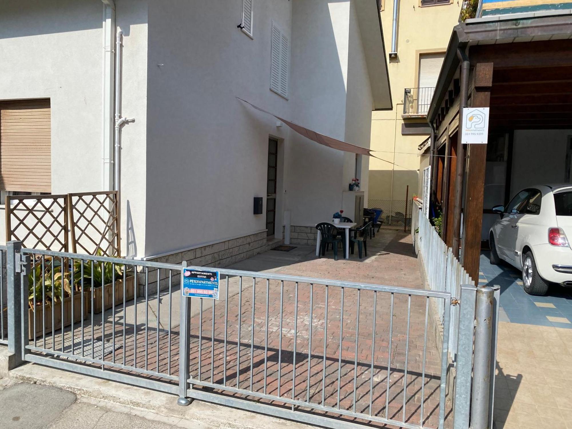 Petlyapartments #12 Μπελάρια-Ιτζέα Μαρίνα Εξωτερικό φωτογραφία